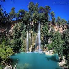 Sillans-la-cascade